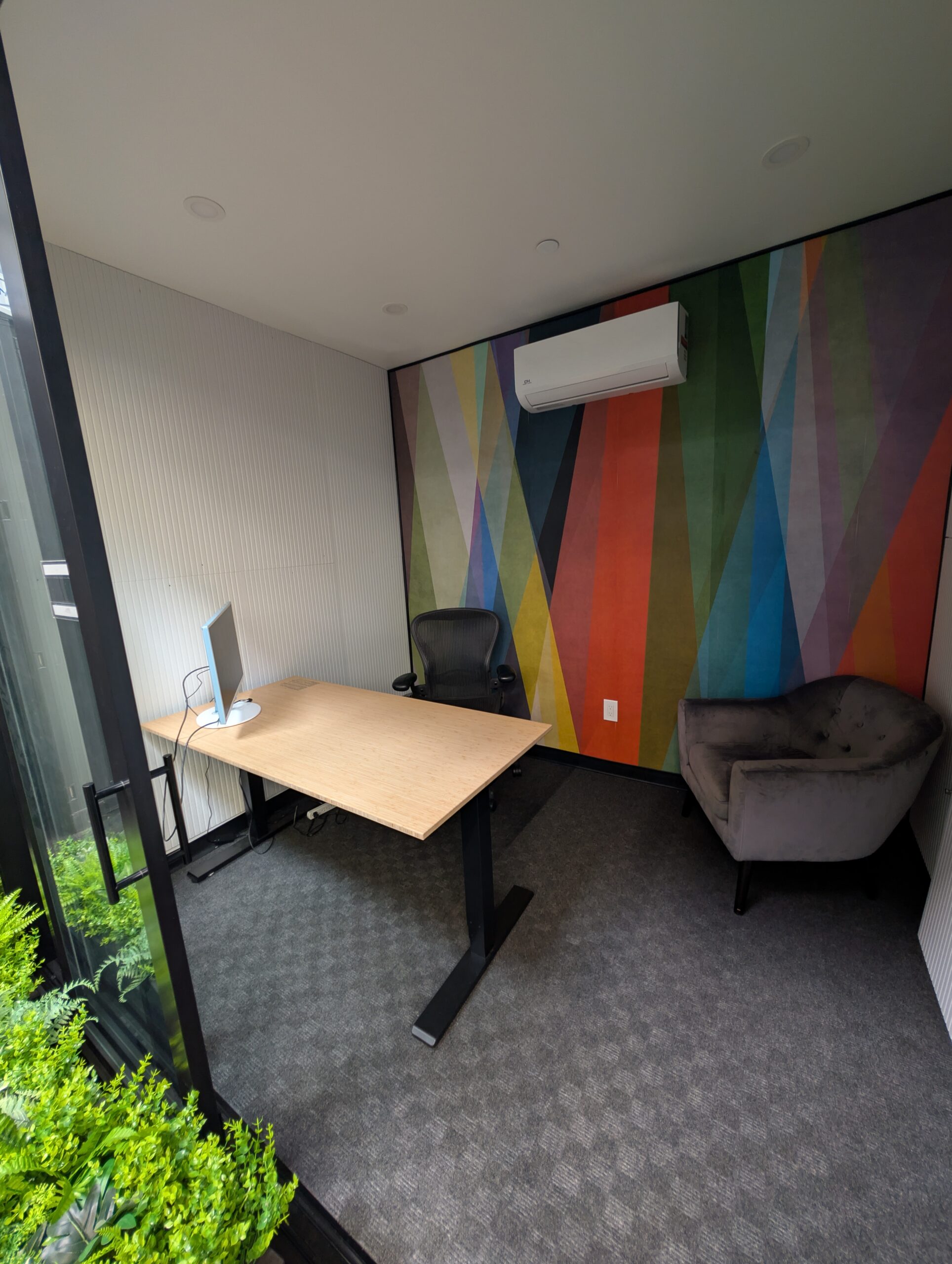 Enclosed office workspace for teams in Tempe